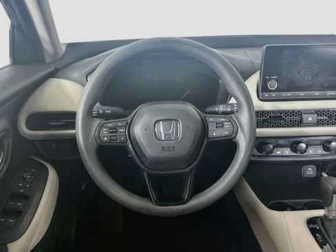 Used 2025 Honda HR-V LX image 17