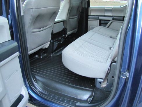 Used 2015 Ford F150 XLT w/ Equipment Group 302A Luxury image 19