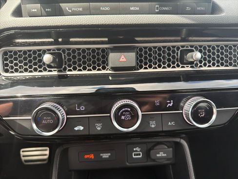 Used 2023 Honda Civic Sport image 24