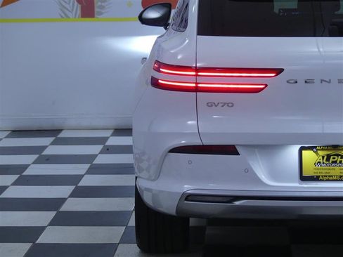 Used 2025 Genesis Electrified GV70 Advanced w/ Prestige Package image 38