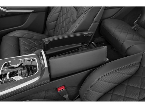 New 2026 BMW X7 M60i image 38