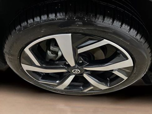 Used 2022 Nissan Rogue Sport SL image 24