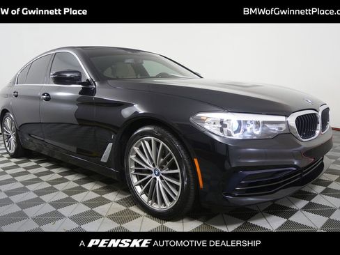 Used 2019 BMW 530e xDrive w/ Convenience Package AWD/4WD image 1