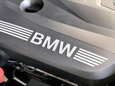 Used 2025 BMW X5 xDrive40i AWD/4WD image 40