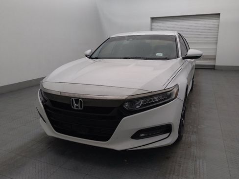 Used 2019 Honda Accord Sport image 15