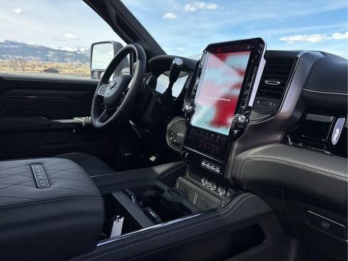 New 2026 RAM 3500 Limited AWD/4WD image 38