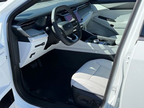 New 2026 Jeep Cherokee Limited AWD/4WD image 10