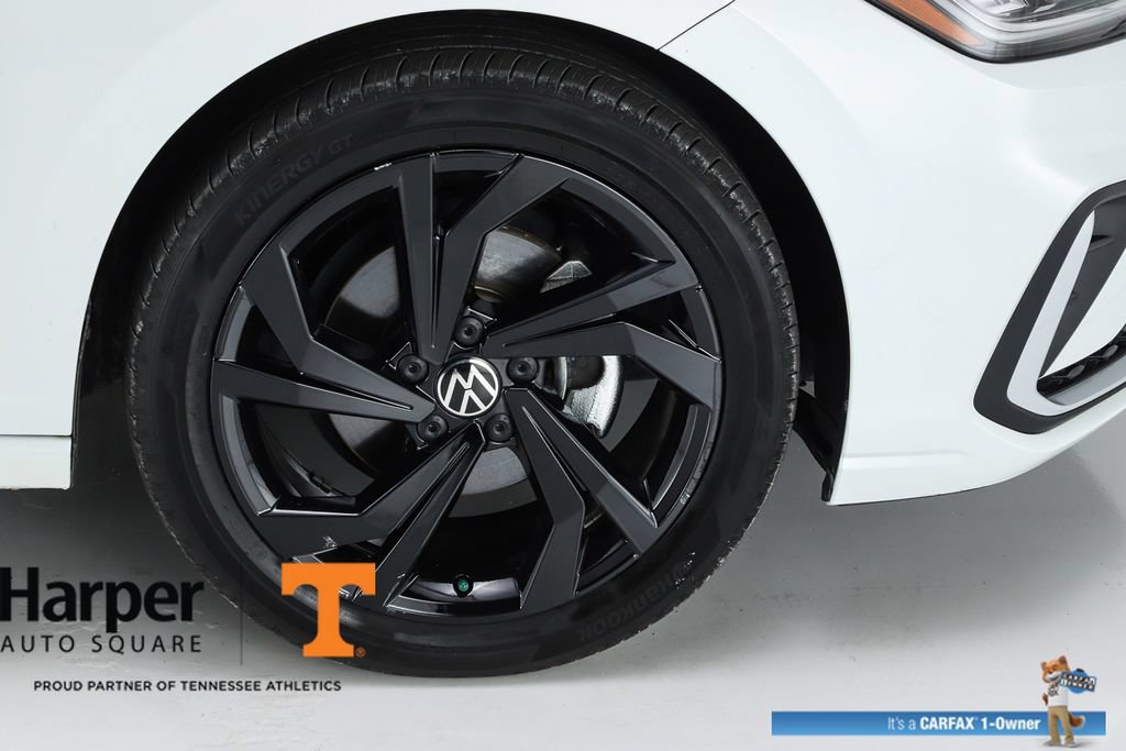 Used 2025 Volkswagen Jetta SE w/ Sunroof Package FWD image 50