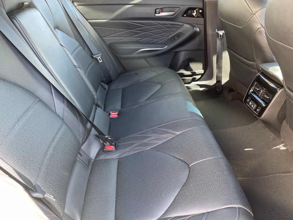 Used 2021 Toyota Avalon Limited w/ Advanced Safety Package FWD image 24