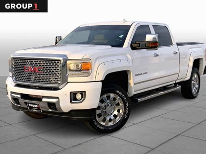 Used 2015 GMC Sierra 2500 Denali w/ Duramax Plus Package