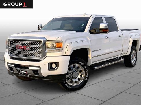 Used 2015 GMC Sierra 2500 Denali w/ Duramax Plus Package image 1