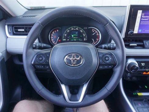 Used 2024 Toyota RAV4 XLE Premium image 3