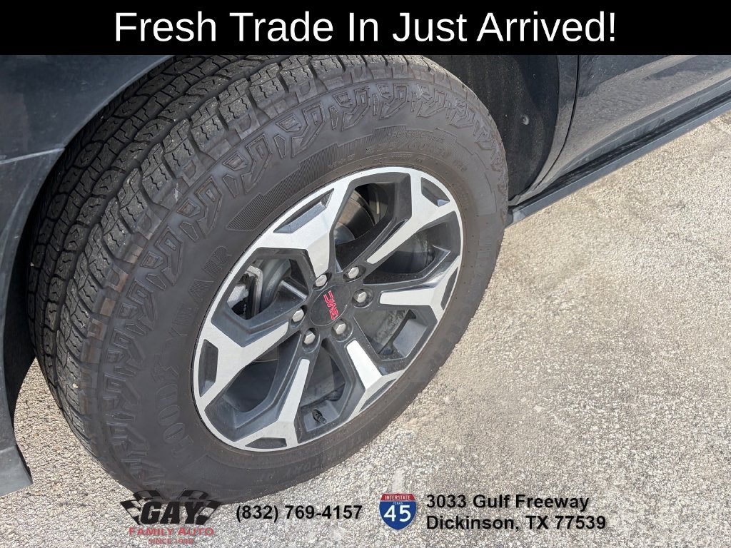 Used 2026 GMC Yukon AT4 w/ AT4 Premium Plus Package AWD/4WD image 9
