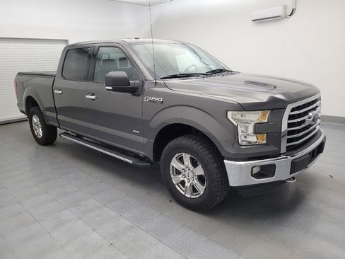 Used 2015 Ford F150 XLT w/ Equipment Group 302A Luxury AWD/4WD image 11