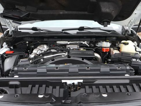 Used 2022 GMC Sierra 2500 AT4 w/ AT4 Premium Plus Package AWD/4WD image 12