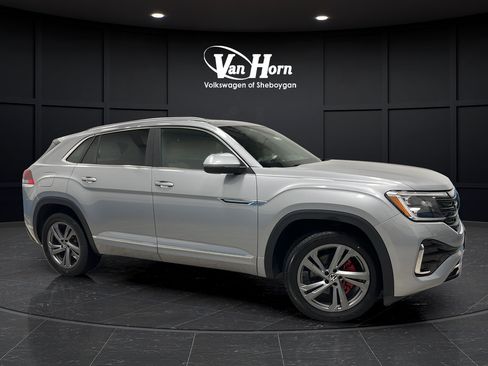 Used 2024 Volkswagen Atlas Cross Sport SEL R-Line AWD/4WD image 1