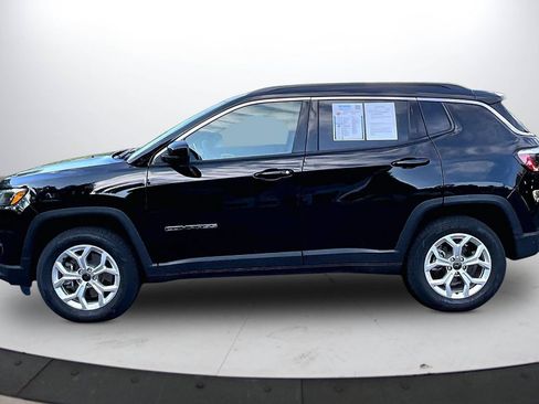 Certified 2025 Jeep Compass Latitude w/ Sun & Sound Group AWD/4WD image 5