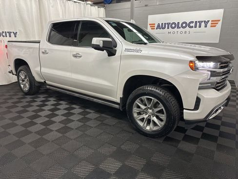 Used 2019 Chevrolet Silverado 1500 High Country w/ Technology Package AWD/4WD image 2