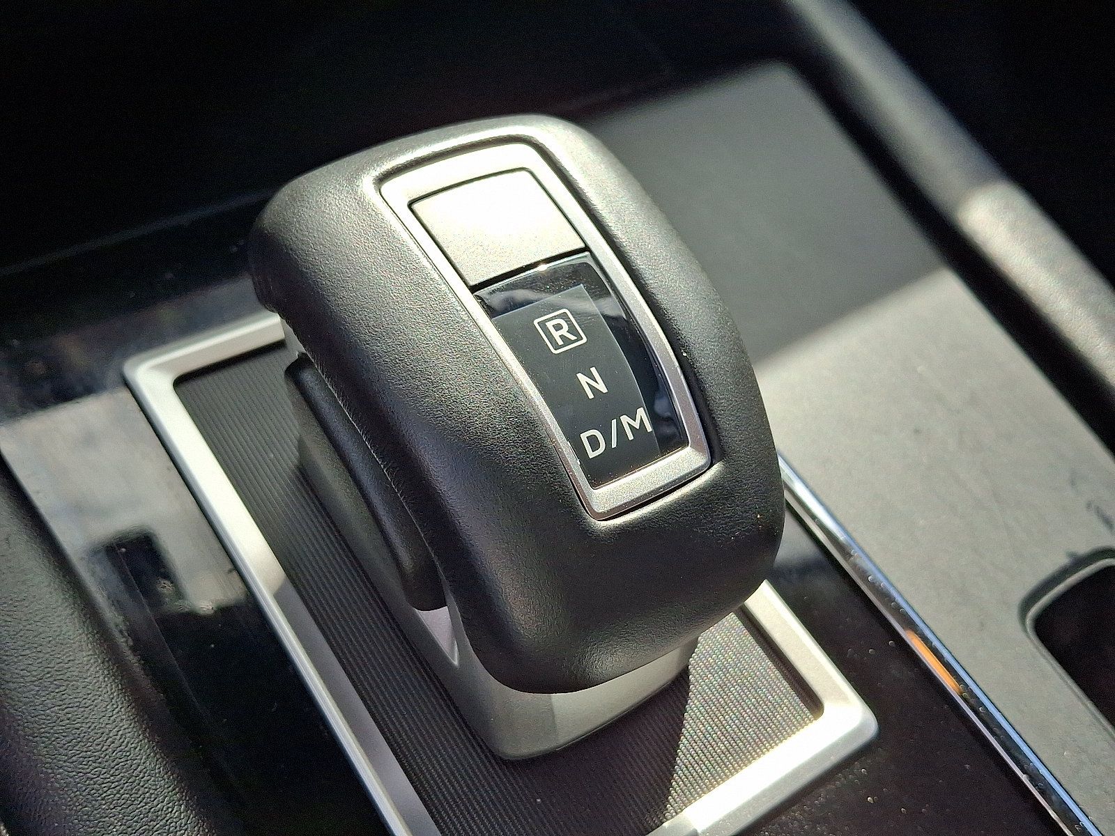 Used 2022 Mitsubishi Outlander SE AWD/4WD image 16