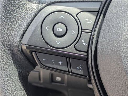 Used 2026 Toyota Corolla LE FWD image 13