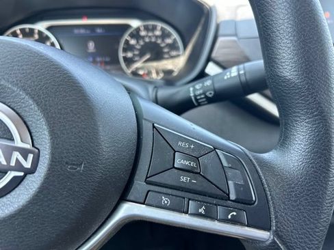 Used 2025 Nissan Altima 2.5 SV FWD image 15