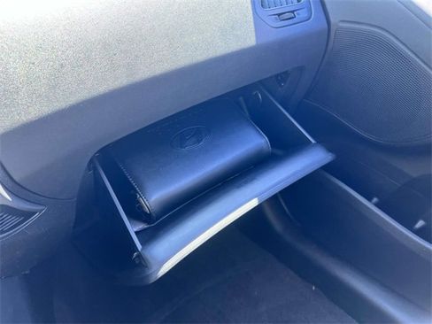 Used 2015 Hyundai Tucson SE image 32