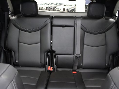 Used 2022 Cadillac XT5 Premium Luxury image 38