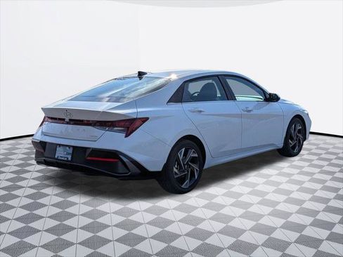 New 2026 Hyundai Elantra Limited image 6