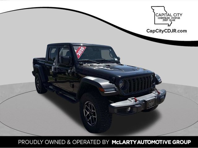 Used 2025 Jeep Gladiator Rubicon w/ Convenience Group AWD/4WD 360° Tour