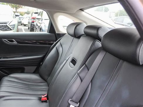 Used 2023 Genesis G80 2.5T image 26