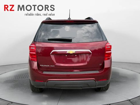Used 2017 Chevrolet Equinox LT w/ Convenience Package AWD/4WD image 4