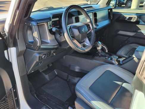 Used 2022 Ford Bronco Outer Banks w/ Sasquatch Package image 16