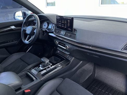 Used 2022 Audi SQ5 Premium w/ Convenience Package image 20