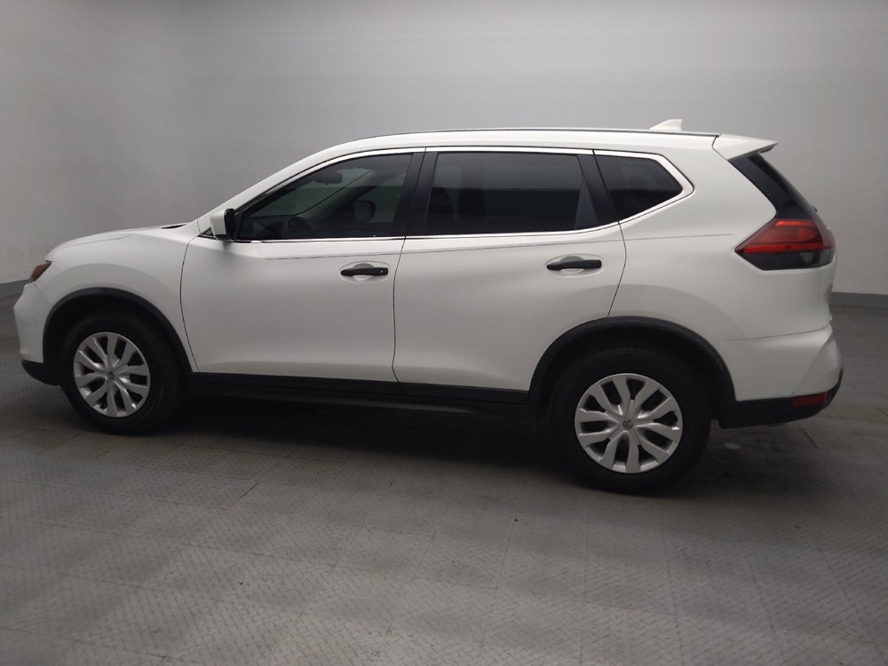 Used 2017 Nissan Rogue S FWD image 3