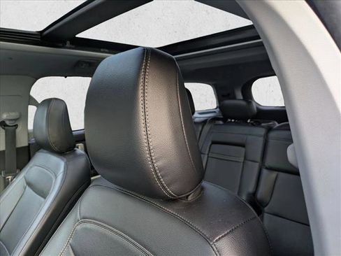 Used 2021 Ford Explorer Limited w/ Hybrid Equipment Group 310A image 14