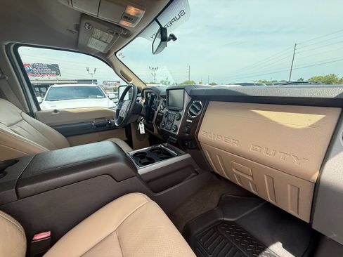 Used 2016 Ford F350 Lariat w/ Lariat Interior Package AWD/4WD image 25