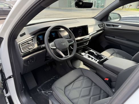 New 2026 Volkswagen Atlas Cross Sport SE AWD/4WD image 11