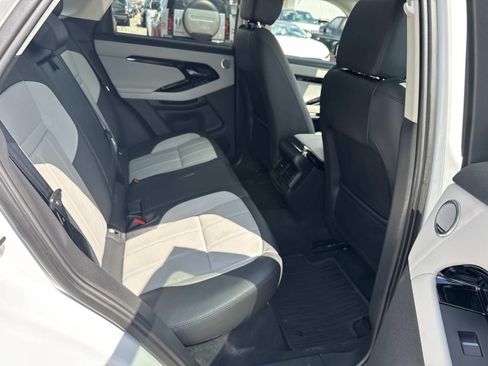 Used 2024 Land Rover Range Rover Evoque Dynamic SE AWD/4WD image 9