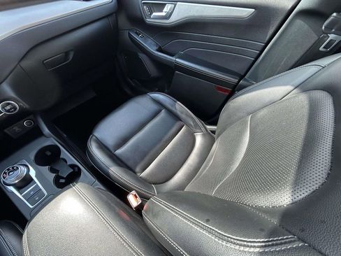 Used 2021 Ford Escape SEL FWD image 14