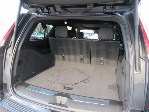 Used 2022 Cadillac Escalade ESV Sport w/ Touring Package image 33