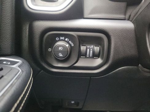 Used 2022 RAM 3500 Laramie image 13