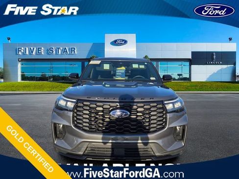 Certified 2025 Ford Explorer ST-Line AWD/4WD image 2