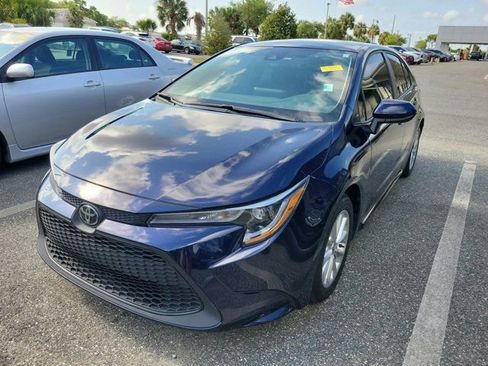 Used 2021 Toyota Corolla LE w/ LE Convenience Package FWD image 8