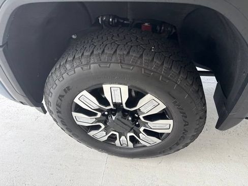 Used 2025 GMC Sierra 2500 Denali w/ Max Trailering Package AWD/4WD image 13