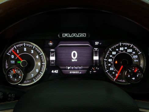 Used 2022 RAM 1500 Limited w/ Body Color Bumper Group image 11