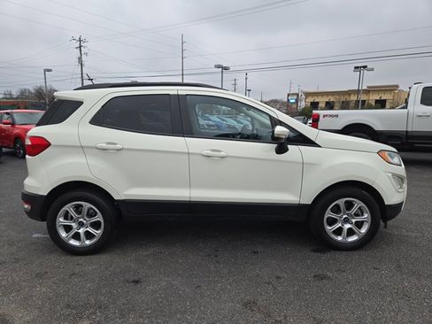 Used 2020 Ford EcoSport SE image 5