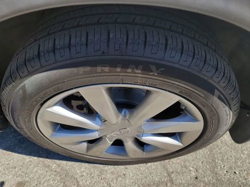 Used 2017 INFINITI QX50 AWD w/ Premium Plus Package image 35