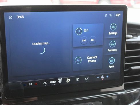 Used 2024 Ford Transit 350 XLT image 22