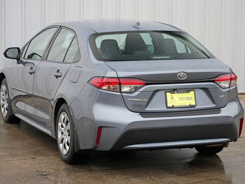 Used 2022 Toyota Corolla LE image 42