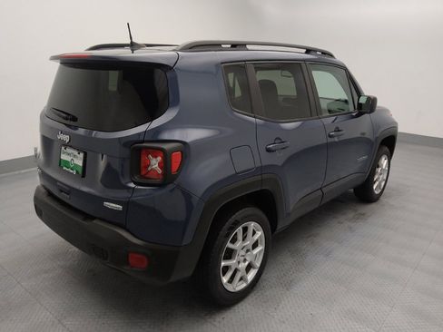 Used 2022 Jeep Renegade Latitude w/ Convenience Group image 9